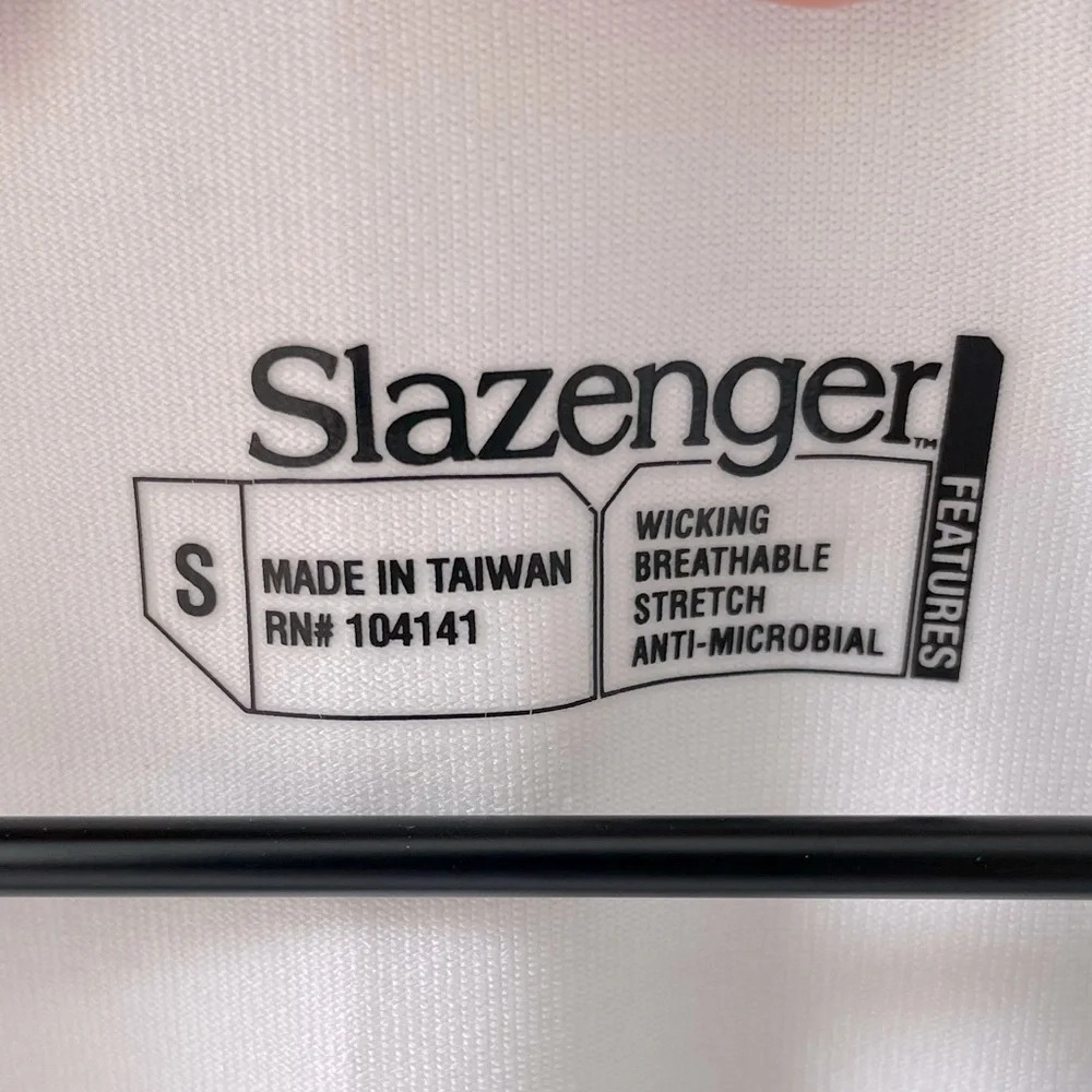 Slazenger Women’s Tennis (or Golf) Tank Top, Size Small - Picture 3 of 8